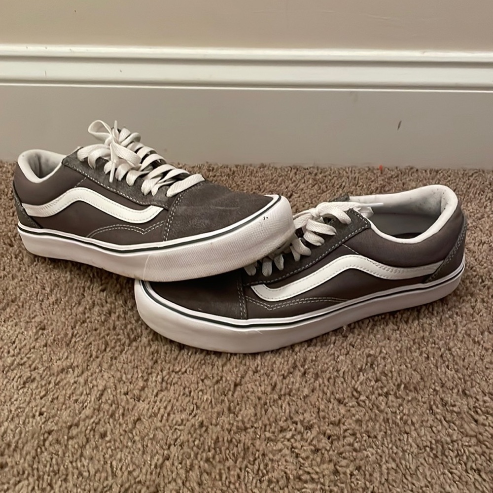 Men’s size 9 grey Vans
